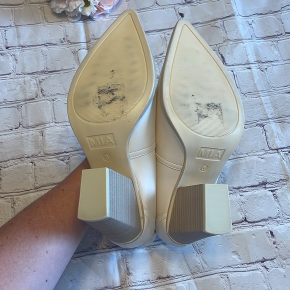 MIA Cream Heeled Booties - Picture 3 of 6
